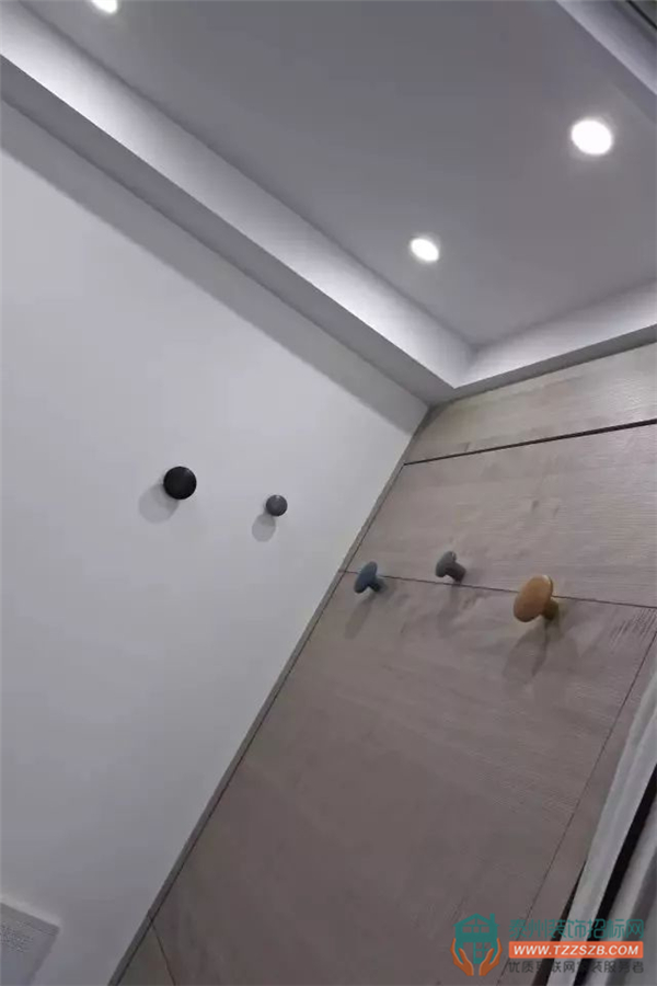 311115183ead70f3f63464.jpg 10.jpg