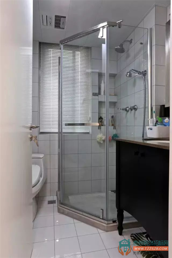 3111153624b10b28259572.jpg 14.jpg