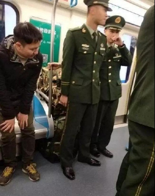 22111302db6826d77a7172.jpg 5.jpg