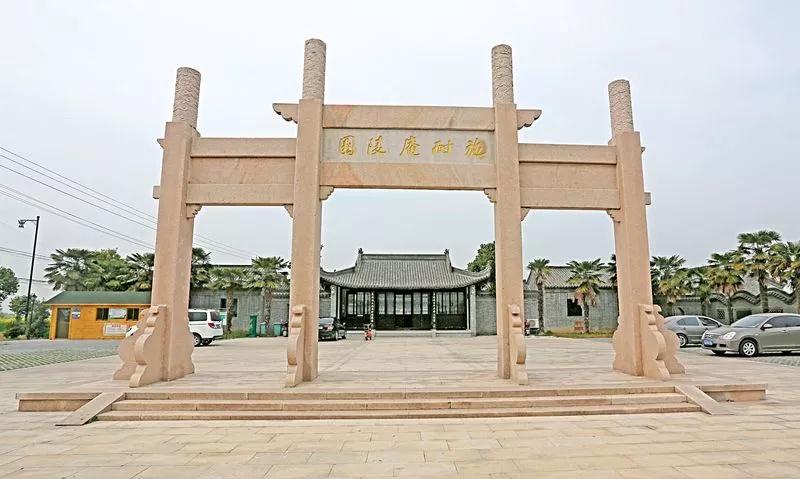 18101909edfa453d647944.jpg 13.jpg