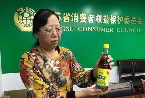 15102053858a3a822b6663.jpg 2.jpg