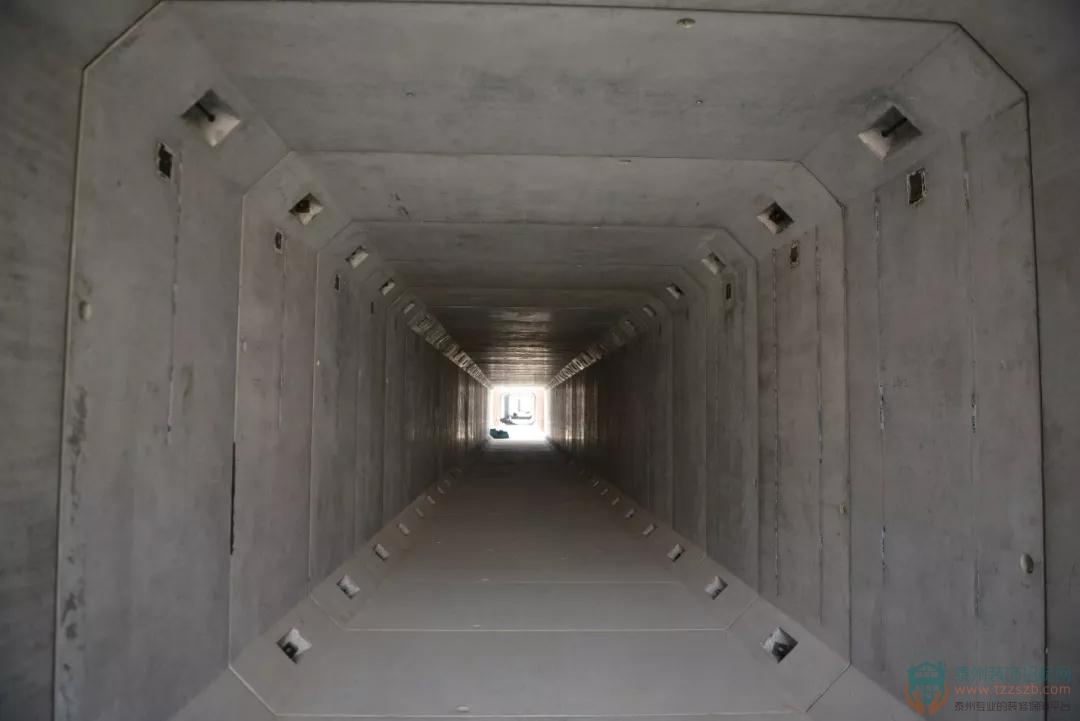 21092252ec6d70b5c11564.jpg 21092252ec6d70b5c11564.jpg