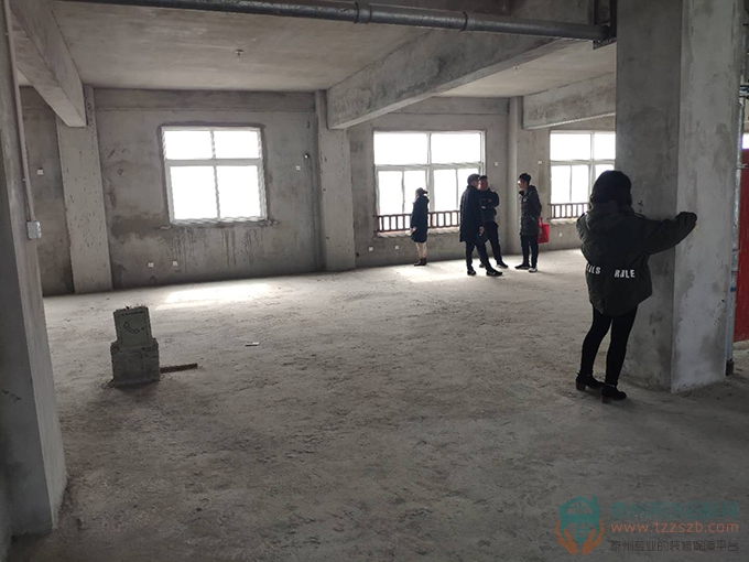 22095218e7c44204a68139.jpg 2.jpg