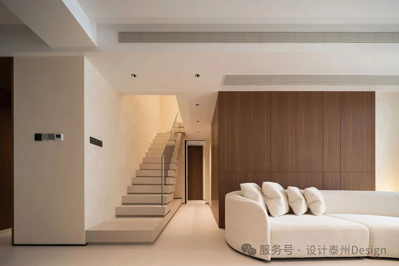 160945031ce8bfb6d28200.jpg 11.jpg